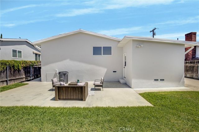 2530 Mary Street, Montrose, CA 91020