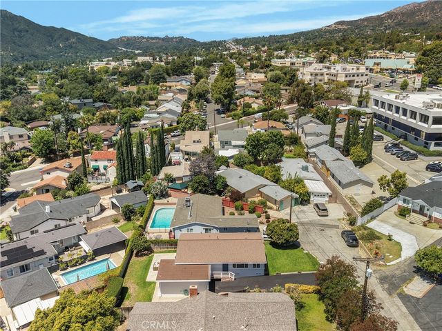 2530 Mary Street, Montrose, CA 91020
