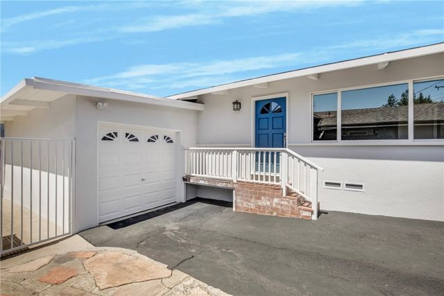 2530 Mary Street, Montrose, CA 91020