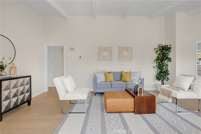 2530 Mary Street, Montrose, CA 91020