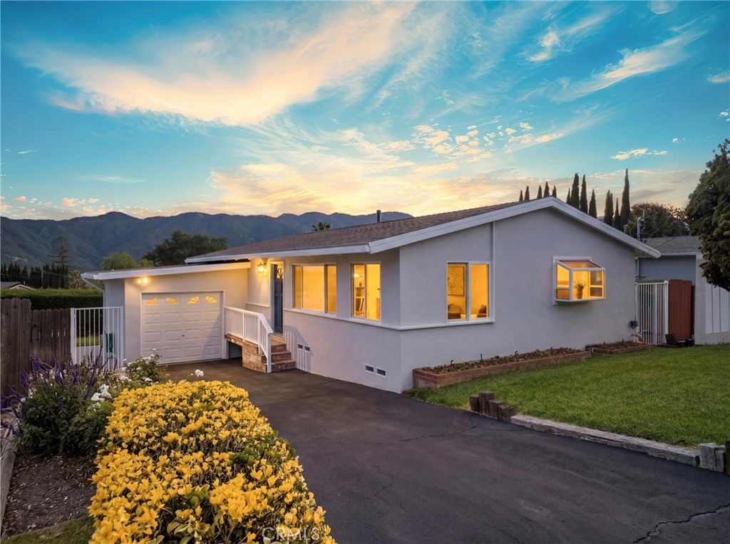 2530 Mary Street, Montrose, CA 91020