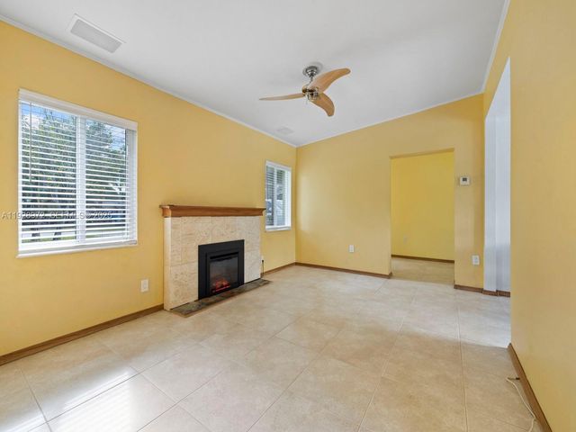 2133 SW 1st Ct, Fort Lauderdale, FL 33312