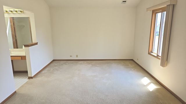 906 E Steger Road 5, Crete, IL 60417