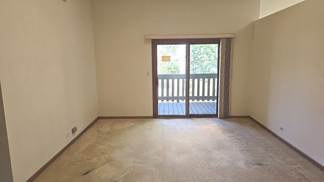 906 E Steger Road 5, Crete, IL 60417