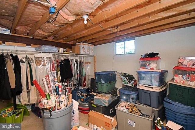 306 KINGSTON DR, Douglassville, PA 19518