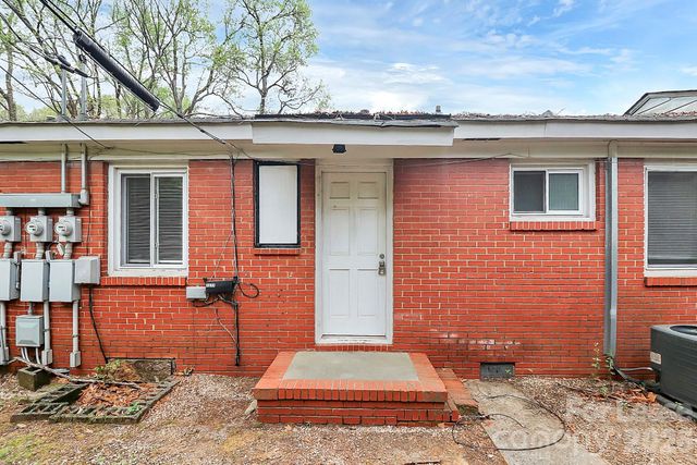 1511 Pecan Avenue, Charlotte, NC 28205