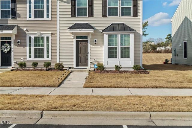 8725 Red Canyon Way, Raleigh, NC 27616