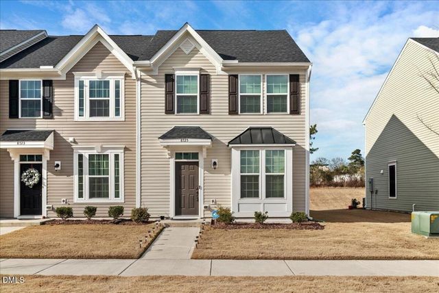 8725 Red Canyon Way, Raleigh, NC 27616