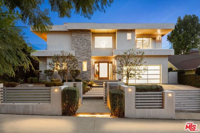 4005 Dixie Canyon Avenue, Sherman Oaks, CA 91423