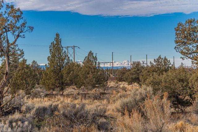 17603 SW Chaparral Drive Lot 443, Powell Butte, OR 97753