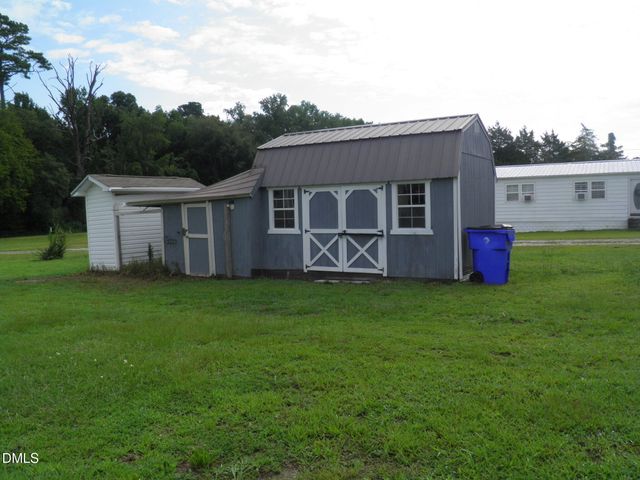 8125 Tar River Church Road, Elm City, NC 27822