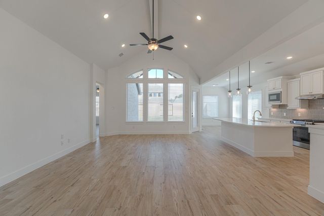 9721 Roaring River Falls Lane, Porter, TX 77365