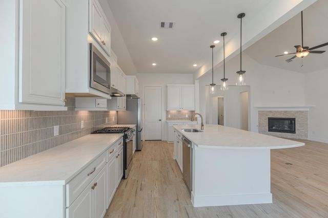 9721 Roaring River Falls Lane, Porter, TX 77365