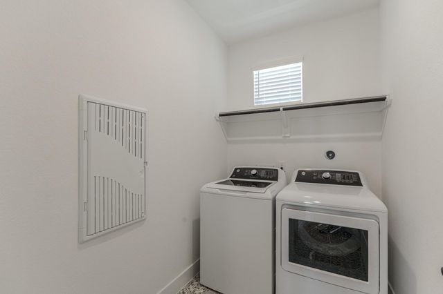 9721 Roaring River Falls Lane, Porter, TX 77365