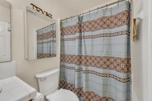 16523 County Road 191, Alvin, TX 77511