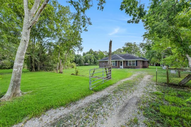 16523 County Road 191, Alvin, TX 77511