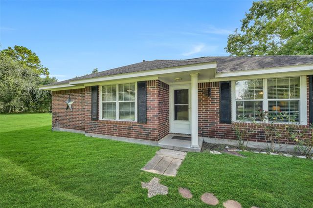 16523 County Road 191, Alvin, TX 77511