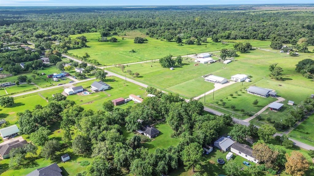 16523 County Road 191, Alvin, TX 77511