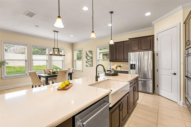14252 CREEKBED CIRCLE, Winter Garden, FL 34787