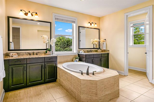 14252 CREEKBED CIRCLE, Winter Garden, FL 34787