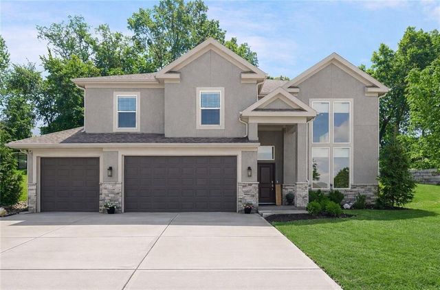 5807 N Bell Court, Kansas City, MO 64118