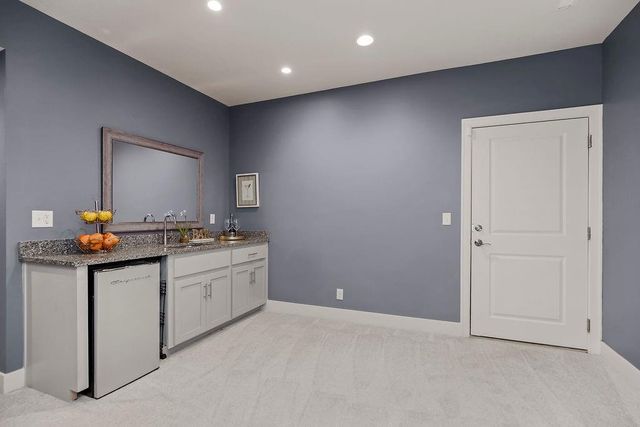 5807 N Bell Court, Kansas City, MO 64118