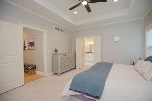 5807 N Bell Court, Kansas City, MO 64118