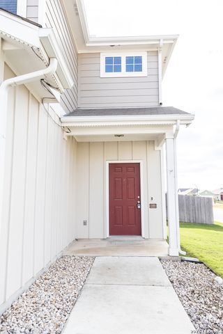 804 Sweetgrass, New Braunfels, TX 78130