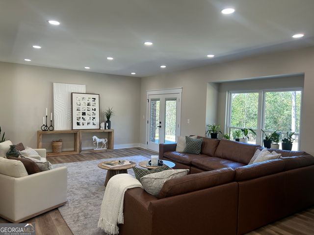 1360 Gum Creek Airport Road, Roopville, GA 30170