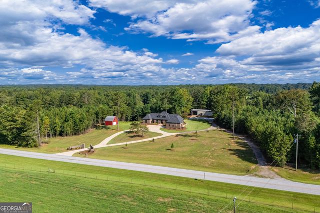 1360 Gum Creek Airport Road, Roopville, GA 30170