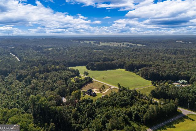 1360 Gum Creek Airport Road, Roopville, GA 30170