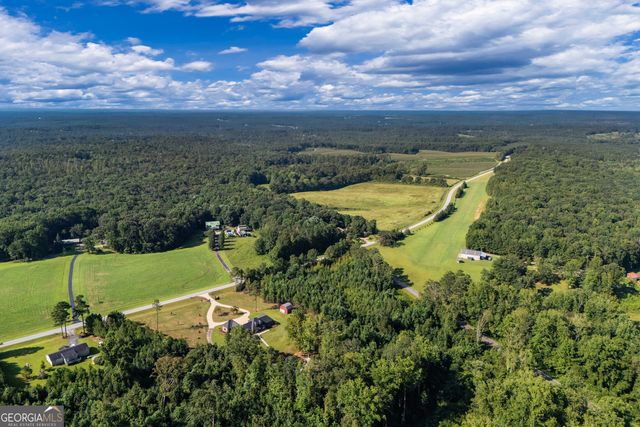 1360 Gum Creek Airport Road, Roopville, GA 30170