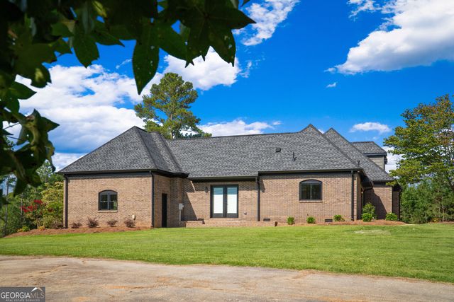 1360 Gum Creek Airport Road, Roopville, GA 30170