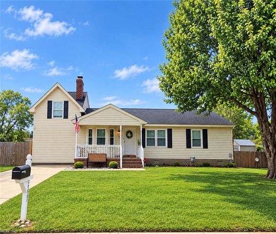 3221 Stefanie CT, Chesapeake, VA 23323