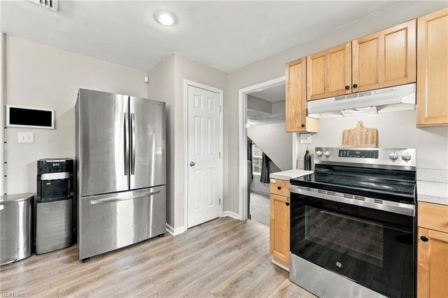 3221 Stefanie CT, Chesapeake, VA 23323