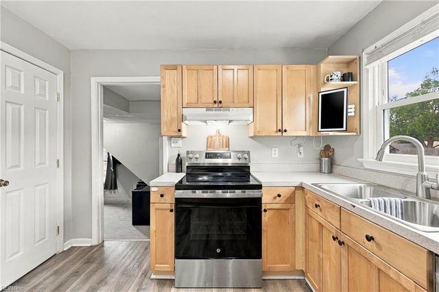 3221 Stefanie CT, Chesapeake, VA 23323