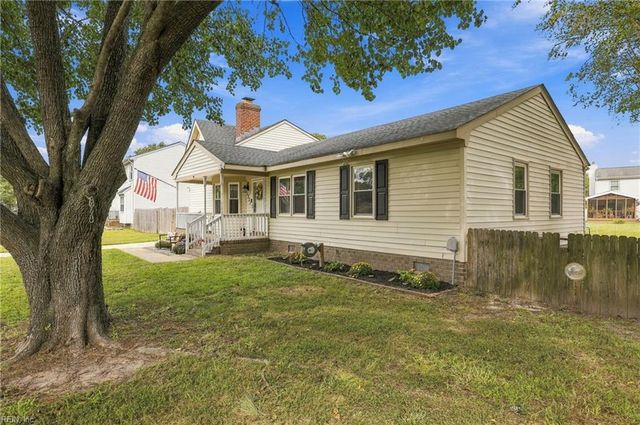 3221 Stefanie CT, Chesapeake, VA 23323
