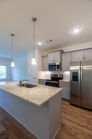 1109 Sweetleaf Dr, Franklin, TN 37064