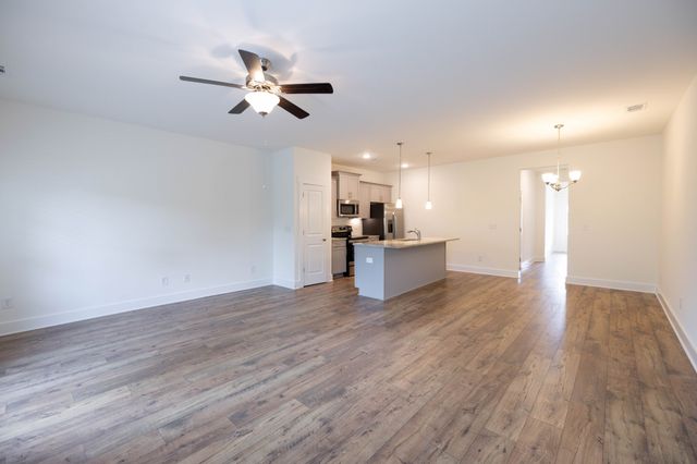 1109 Sweetleaf Dr, Franklin, TN 37064