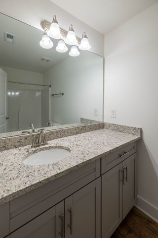 1109 Sweetleaf Dr, Franklin, TN 37064