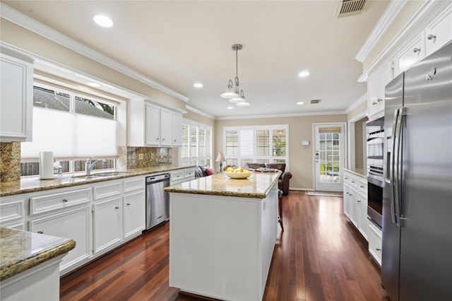 15123 Greenleaf Lane, Houston, TX 77062