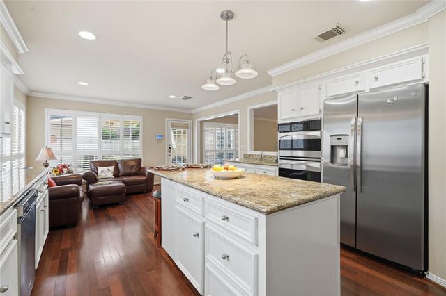 15123 Greenleaf Lane, Houston, TX 77062