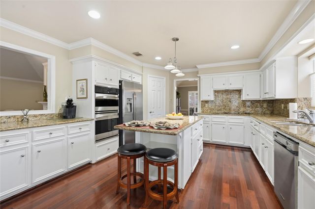 15123 Greenleaf Lane, Houston, TX 77062