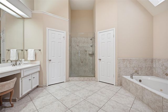 15123 Greenleaf Lane, Houston, TX 77062