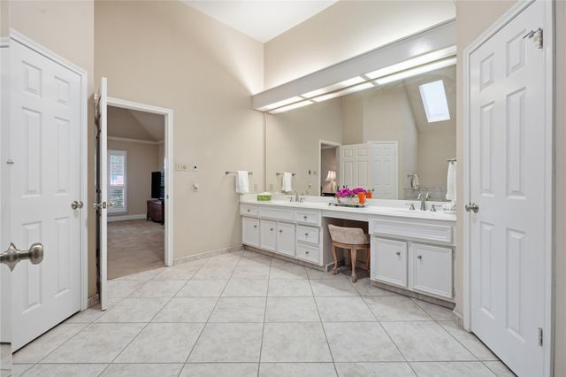 15123 Greenleaf Lane, Houston, TX 77062