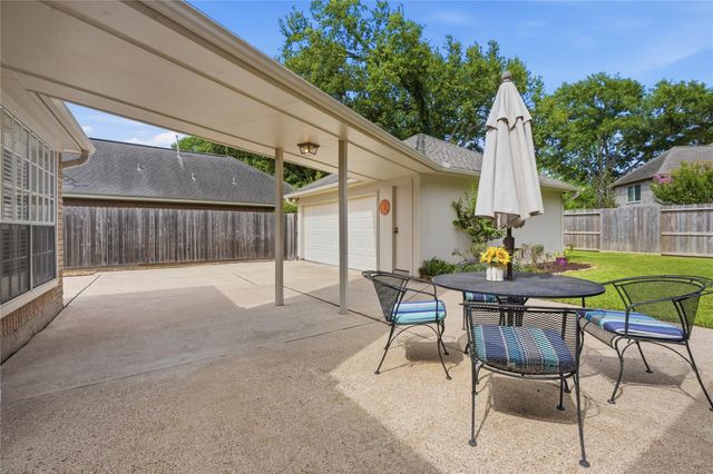 15123 Greenleaf Lane, Houston, TX 77062