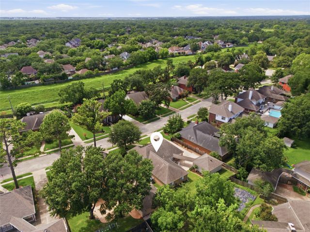 15123 Greenleaf Lane, Houston, TX 77062