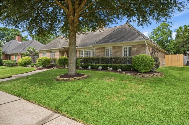 15123 Greenleaf Lane, Houston, TX 77062