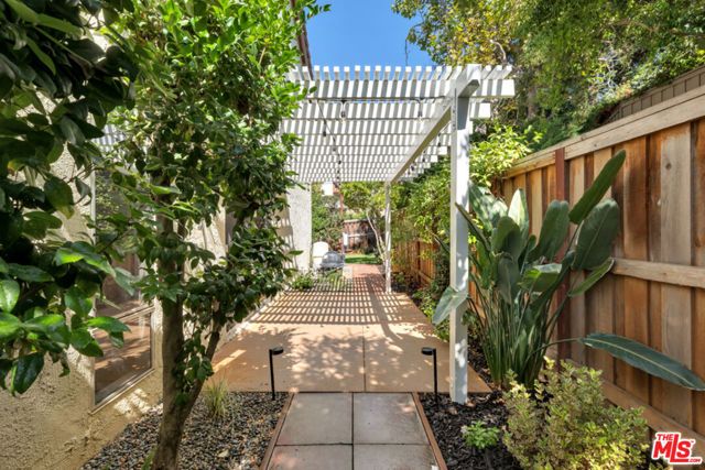 603 Racquet Club Lane, Thousand Oaks, CA 91360