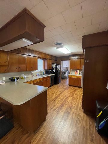 2301 State Highway 19, Huntsville, TX 77320